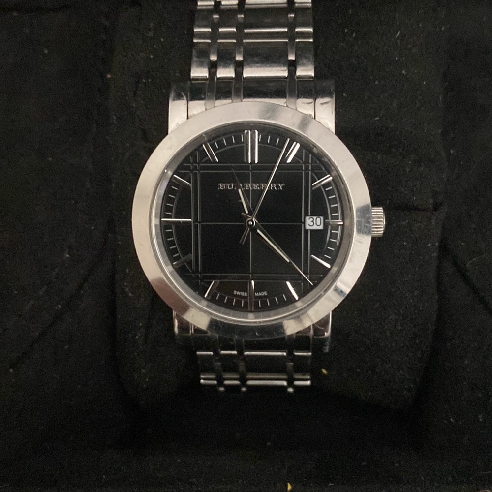 Men’s Burberry Heritage BU1364 black dial stainless bracelet watch